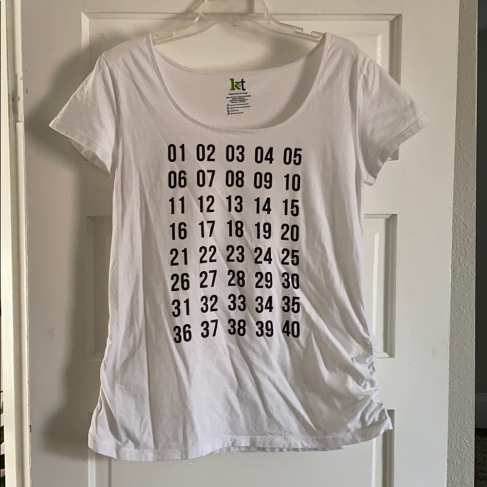 KT maternity t-shirt